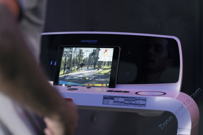 Беговая дорожка Horizon Omega Z Беговая дорожка Horizon Omega Z