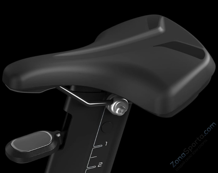 Вертикальный велотренажер Matrix Onyx Upright Cycle Вертикальный велотренажер Matrix Onyx Upright Cycle